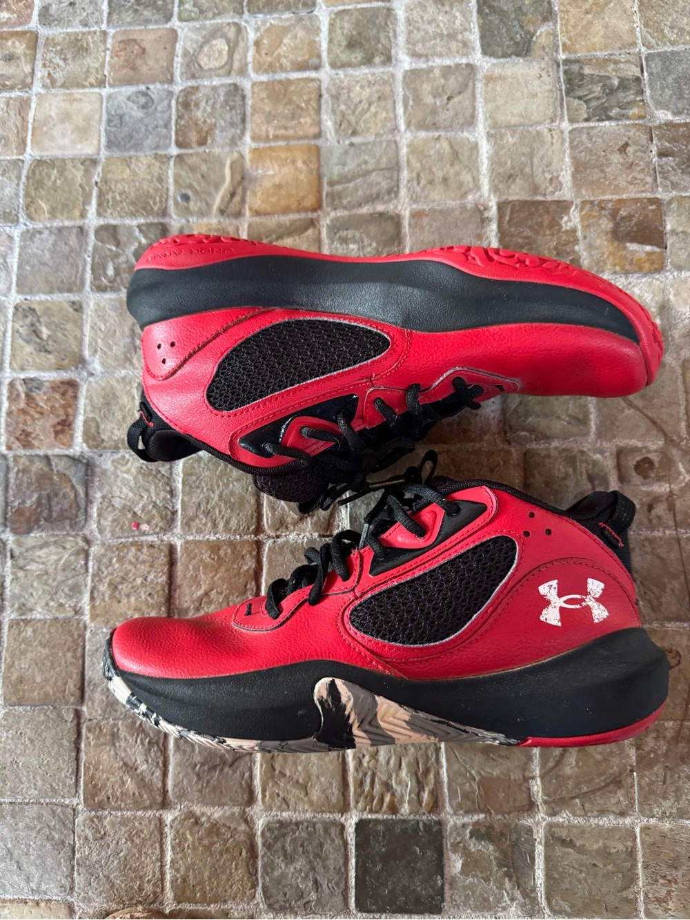 Under Armour Red and Black Athletic Basketball Shoes - Picture 7 of 9